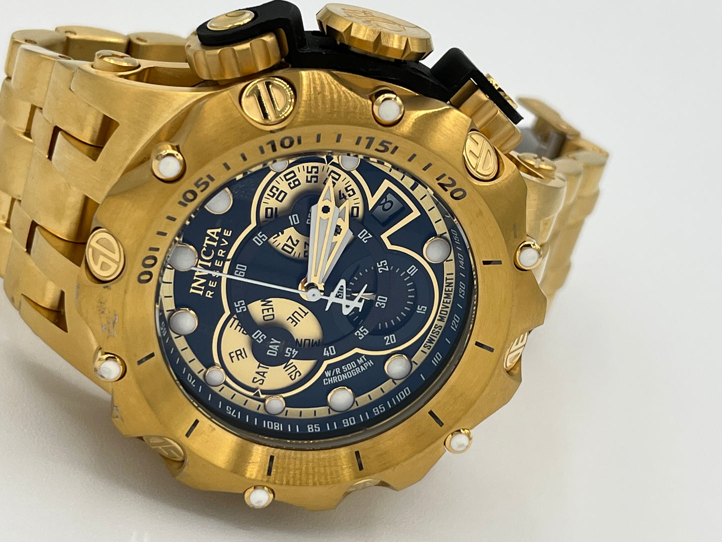 INVICTA Reserve Venom