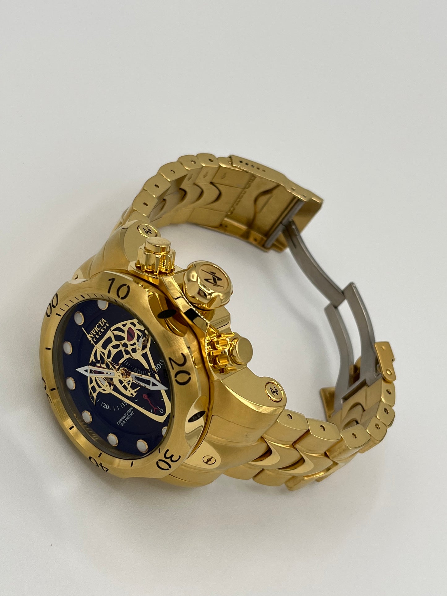 INVICTA Reserve Venom