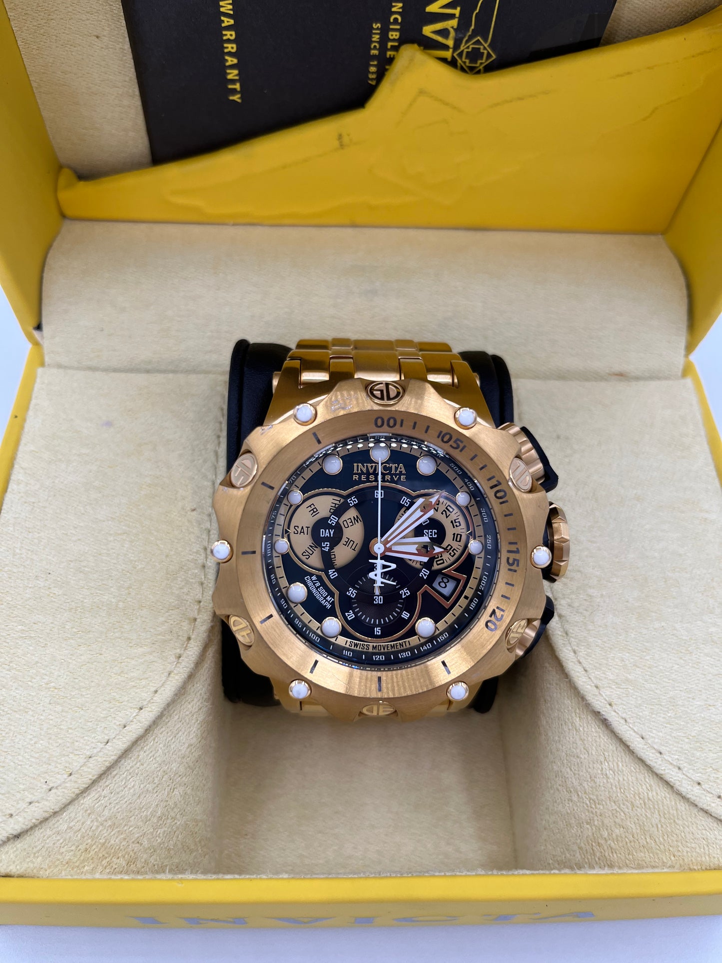 INVICTA Reserve Venom